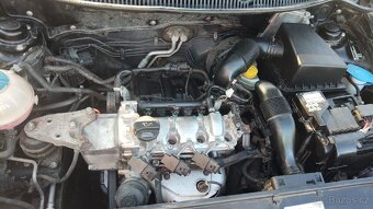 VW Polo 9N - 10