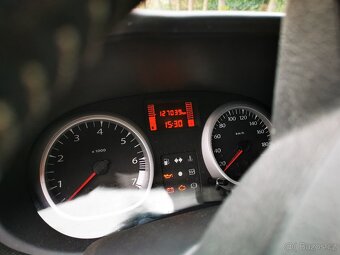 Dacia Duster 1.6 - 10