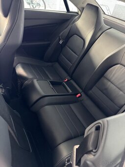 Mercedes-Benz E250CDi // MANUÁL - 10