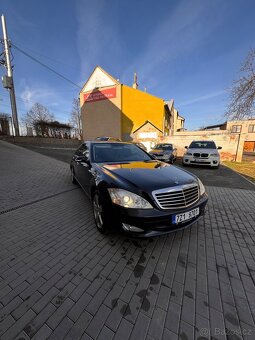 Mercedes W221 - 10