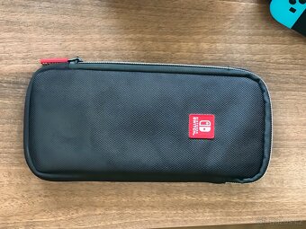Nintendo Switch - Neon Red&Blue Joy-Con - 10