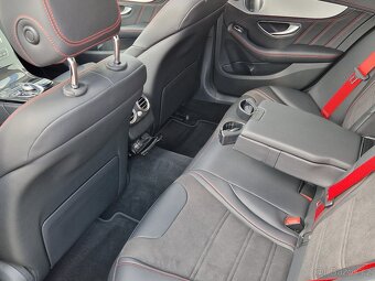 Mercedes C43 AMG - 10