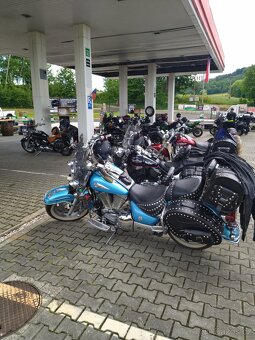 Suzuki Intruder 1500 - 10