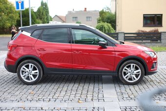 Seat Arona 1.0 TGi FR - 10