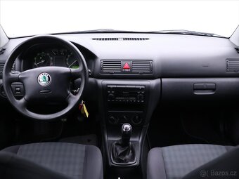 Škoda Octavia 1,6 i 75kW CZ Klima Tažné (2003) - 10