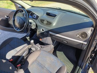 Predám Renault Clio Grandtour 1.2 benzín ,55kw rok výroby 20 - 10