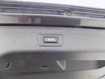 BMW Řada 5 530d/Sport-Line/Full-Led/ - 10