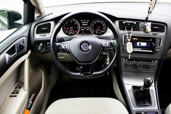 Volkswagen Golf Variant - 10
