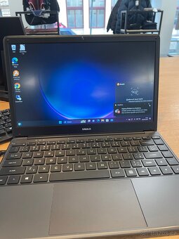 Notebook Umax Vision - 10