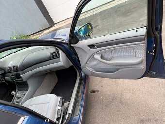 Nahradni díly BMW E46 320D 100kW-topasblau - 10
