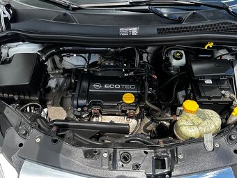 Opel Corsa 1.0i 44kw, r.2009, klima, nová stk - 10