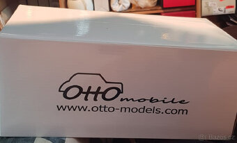 1:18 Mercedes 300E 6.0AMG 1987 Modellauto Otto - 10