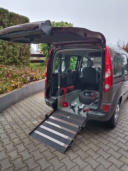 Renault Kangoo 1.6 78KW úprava ZTP - 10