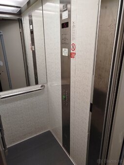 Pronájem 1+1 40m², Slovanská, Plzeň - 10