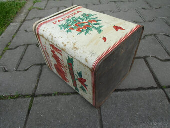 Stará plechová krabička 18 x 18 x 26 cm. - 10
