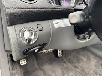Mercedes-Benz SL, 500 V8 - 10