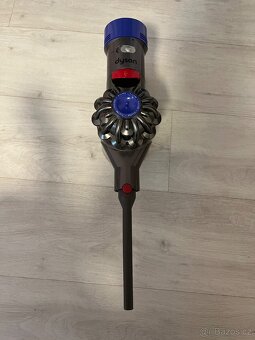 Dyson V8 - 10