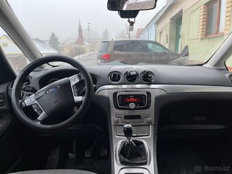 Ford GALAXY 2.0 103 KW r.v 2010 7 míst - 10