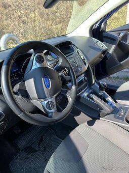 Ford Focus - 10