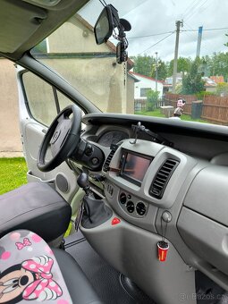 Opel vivaro velmi pěkný stav - 10