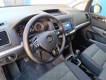 Volkswagen Sharan 2.0TDI 7 míst - 10