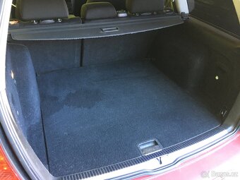 VW Bora Variant 1.8T Highline AUM - 10