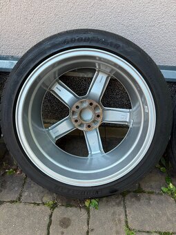 Volvo Pegasus R18 s pneu GoodYear Eagle F1 , po renovaci - 10