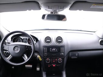 Mercedes-Benz Třídy M 3,0 320CDI 165kW 4Matic Aut. (2006) - 10