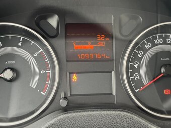 Peugeot 301 1.6 HDi - 10