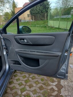 Citroen C4 - 10