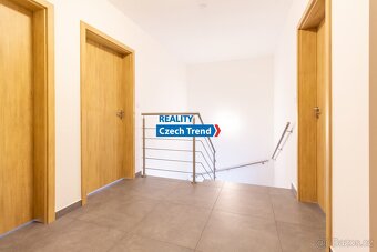 Pronájem novostavby rodinného domu č. 37, 128 m2 s garáží v - 10