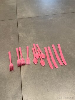 Kuchyňka IKEA s příslušenstvím - 10