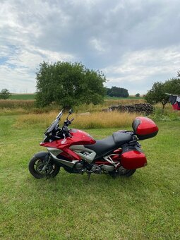 Honda Crossrunner VFR800X - 10