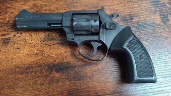 Flobert revolver KORA Brno 4" - cal. 6mm - 10
