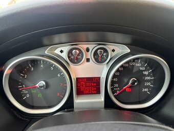 Ford Focus 1.6i 16V Titanium 107000Km - 10