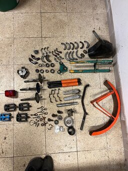 Různé díly babetta - 10