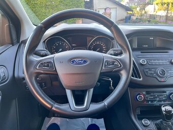 Ford Focus Hatchback benzin 74 kw 6/2018 najeto 78 tis km - 10