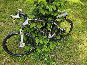 Karbonové kolo 17,5“ 11kg + nový motor LIVALL 500W - 10