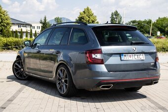 Škoda Octavia Combi 2.0 TDI RS DSG - 10