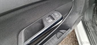 Opel Corsa 1.3 cdti výbava - 10