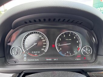 BMW 535i F10 Luxury Line, r.v. 2015 – 225 kW, manuál - 10