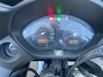 Honda CBF 600 S - 10