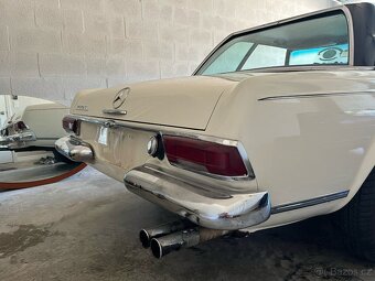 mercedes benz 230SL PAGODA - 10