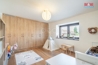 Prodej rodinného domu 5+kk, 220 m², Žižice - 10