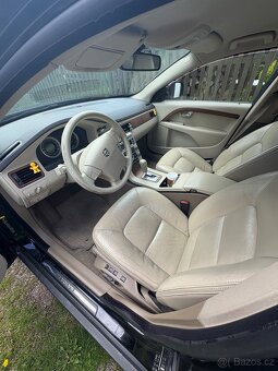 Volvo XC70 2,4 D5 136kw - 10