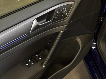 VW e-Golf 100kW Tep. čerpadlo Kessy Výhřev.skla LED 61tkm - 10