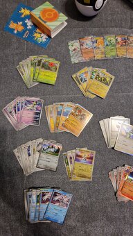 Pokémon - lot přes 220 karet + dárky - 10