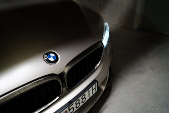 BMW M550i V8 - 10