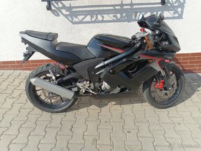 Rieju RS2 Matrix 125 - 10