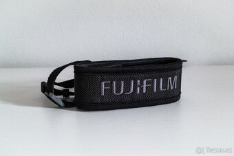 Fujifilm X-T4 + grip + 2 objektivy XF 18–55mm + Fujinon 23mm - 10
